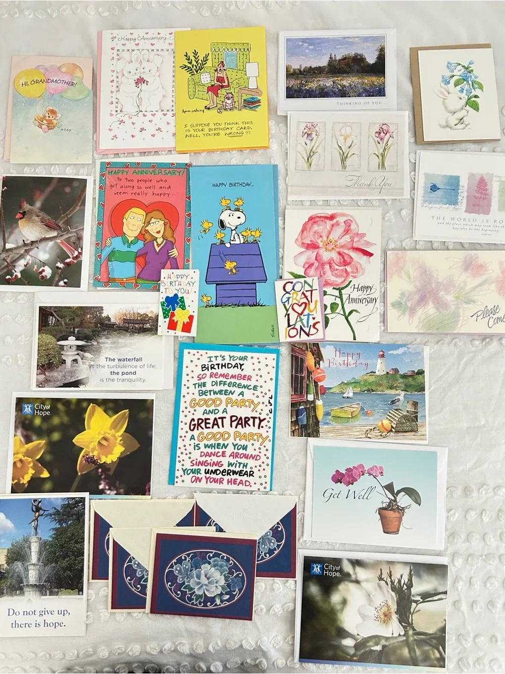 LOT of 25 Brand New Random Greeting Cards w/Envelopes Birthday, Anniversary Etc.